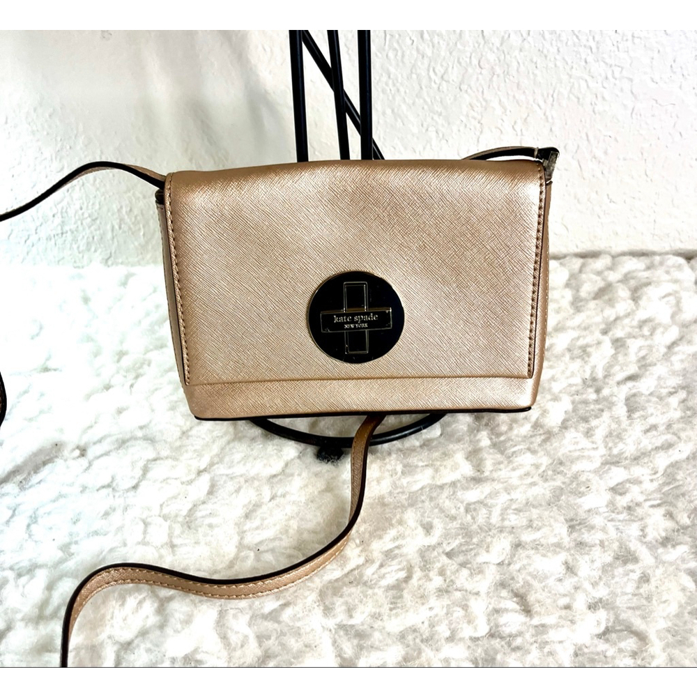 Kate Spade New York Womens Rose Gold Newbury Lane Sally Saffiano Crossbody Bag